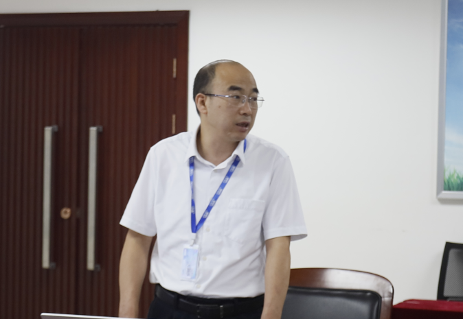 繼往開(kāi)來(lái) · 再創(chuàng)輝煌 | 花花牛乳業(yè)集團(tuán)召開(kāi)9月?tīng)I(yíng)銷(xiāo)、養(yǎng)殖及飼料月度經(jīng)營(yíng)工作會(huì)議