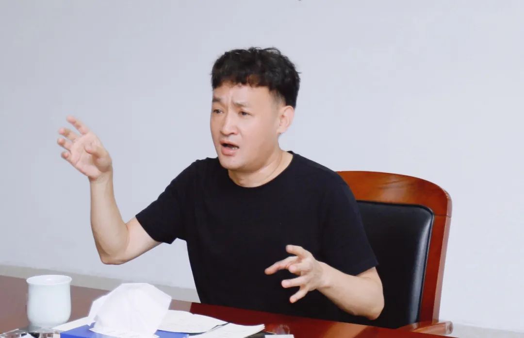 繼往開(kāi)來(lái) · 再創(chuàng)輝煌 | 花花牛乳業(yè)集團(tuán)召開(kāi)9月?tīng)I(yíng)銷(xiāo)、養(yǎng)殖及飼料月度經(jīng)營(yíng)工作會(huì)議