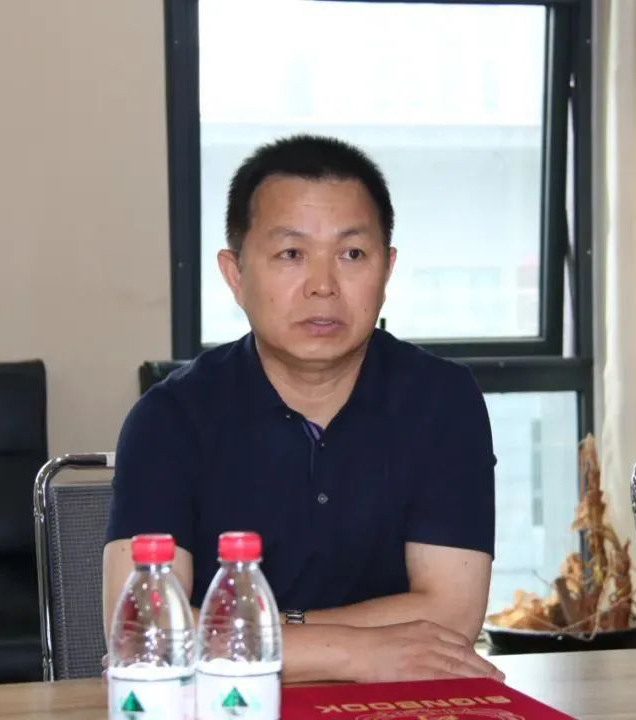 愛(ài)心奶情系學(xué)子，公益情溫暖人心—河南花花牛乳業(yè)集團(tuán)助力基金會(huì)“圓夢(mèng)計(jì)劃?一杯奶”公益項(xiàng)目，愛(ài)心捐贈(zèng)善款50萬(wàn)元！