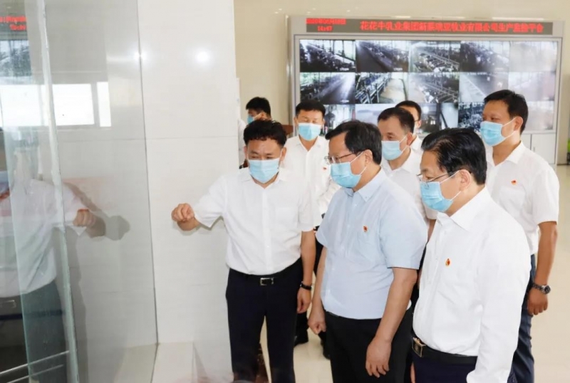 快訊 | 河南省委常委、省紀(jì)委書記、省監(jiān)委主任任正曉蒞臨花花牛乳業(yè)集團(tuán)新蔡瑞亞牧場(chǎng)調(diào)研