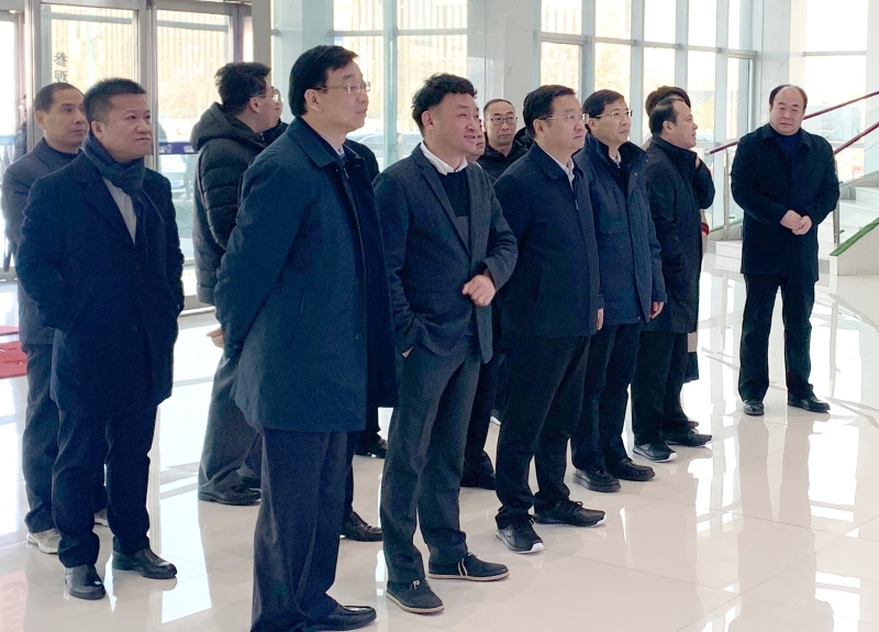 鄭州市委副書(shū)記、市長(zhǎng)王新偉蒞臨花花牛乳業(yè)集團(tuán)調(diào)研