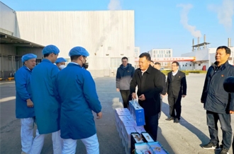 春節(jié)送溫暖，慰問(wèn)暖人心丨集團(tuán)黨委書(shū)記、董事長(zhǎng)慰問(wèn)春節(jié)期間堅(jiān)守崗位的一線職工